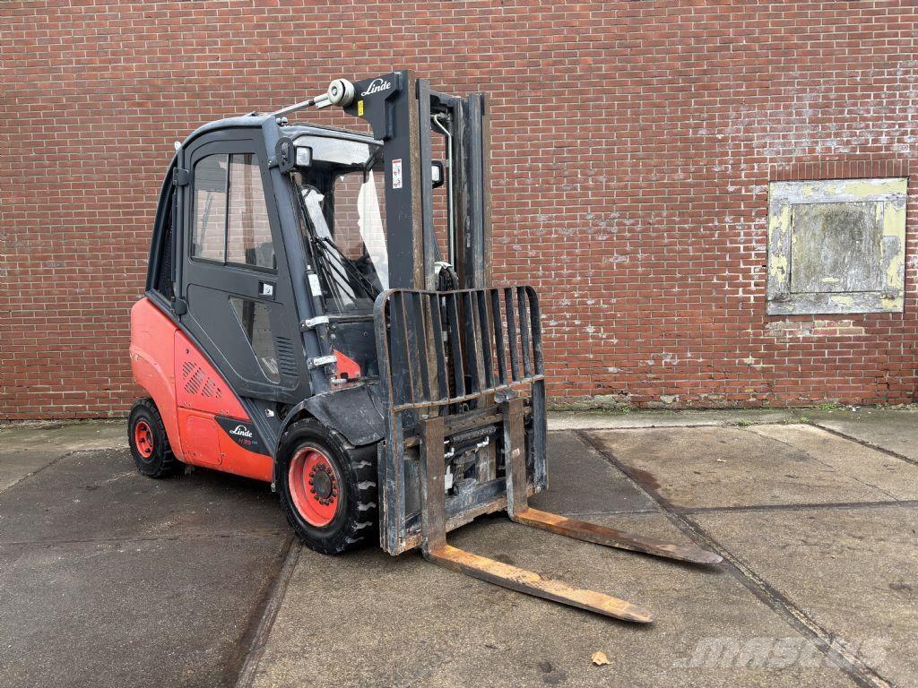 Linde H35D Diesel gaffeltrucks