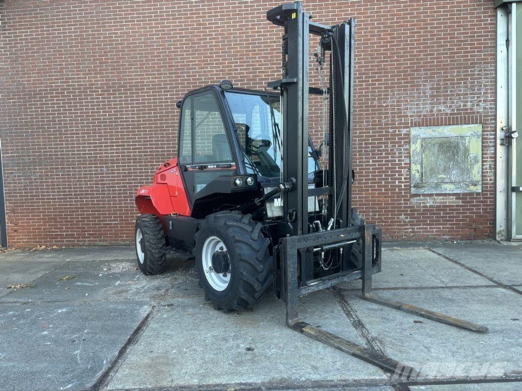 Manitou M30-4 Terrængående gaffeltruck