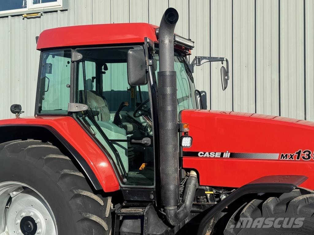 CASE MX 135 Traktorer