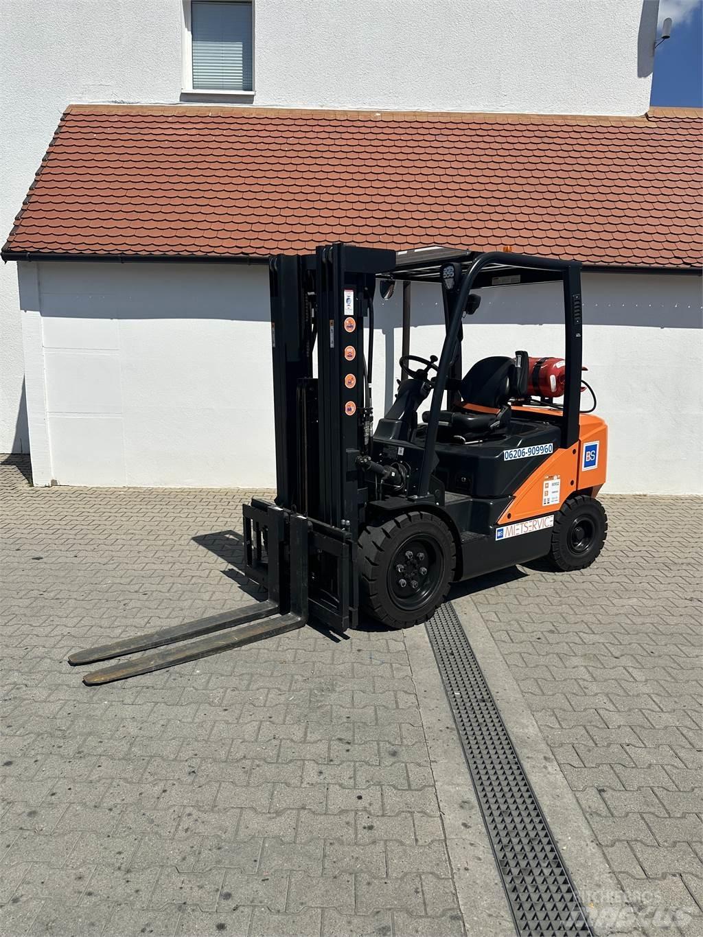 Doosan G30P-7 Entreprenør - Andet