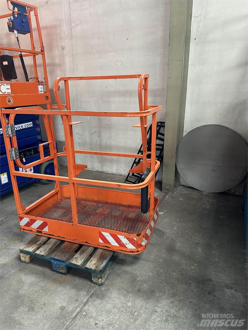 JLG 1001186387s Entreprenør - Andet