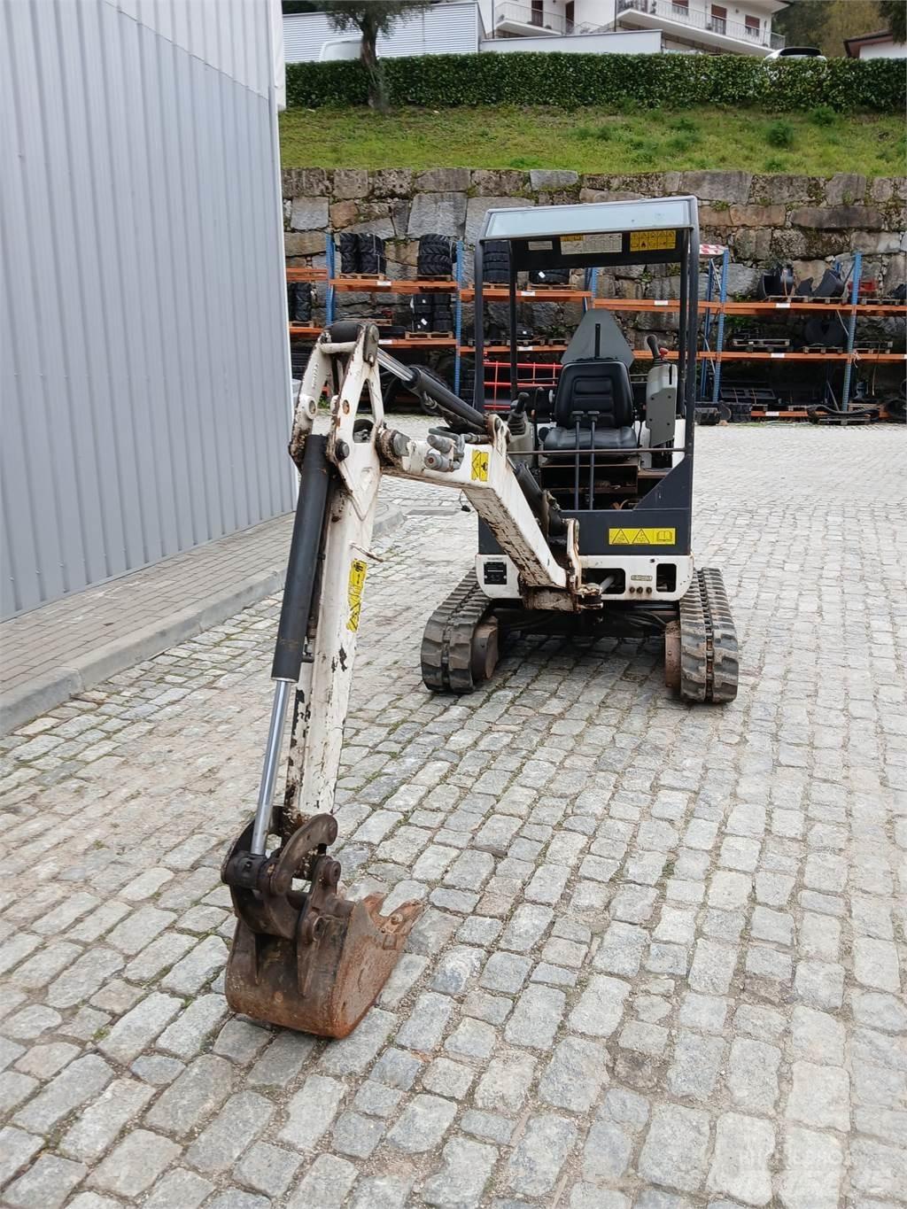 Bobcat 323 Minigravemaskiner