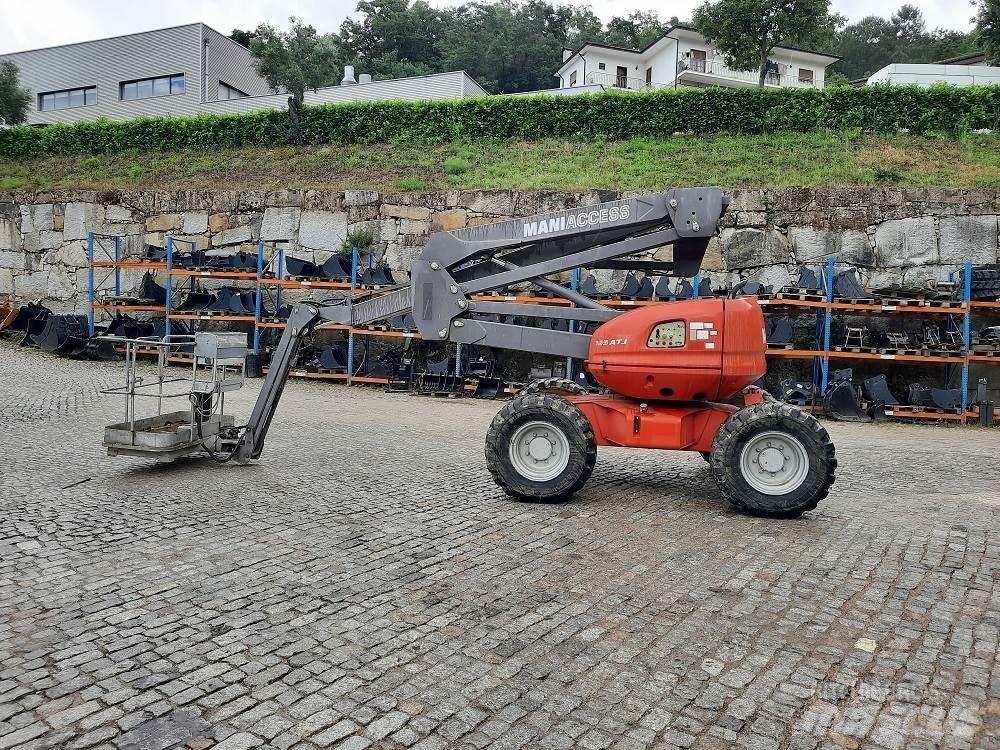 Manitou 165ATJ Platform