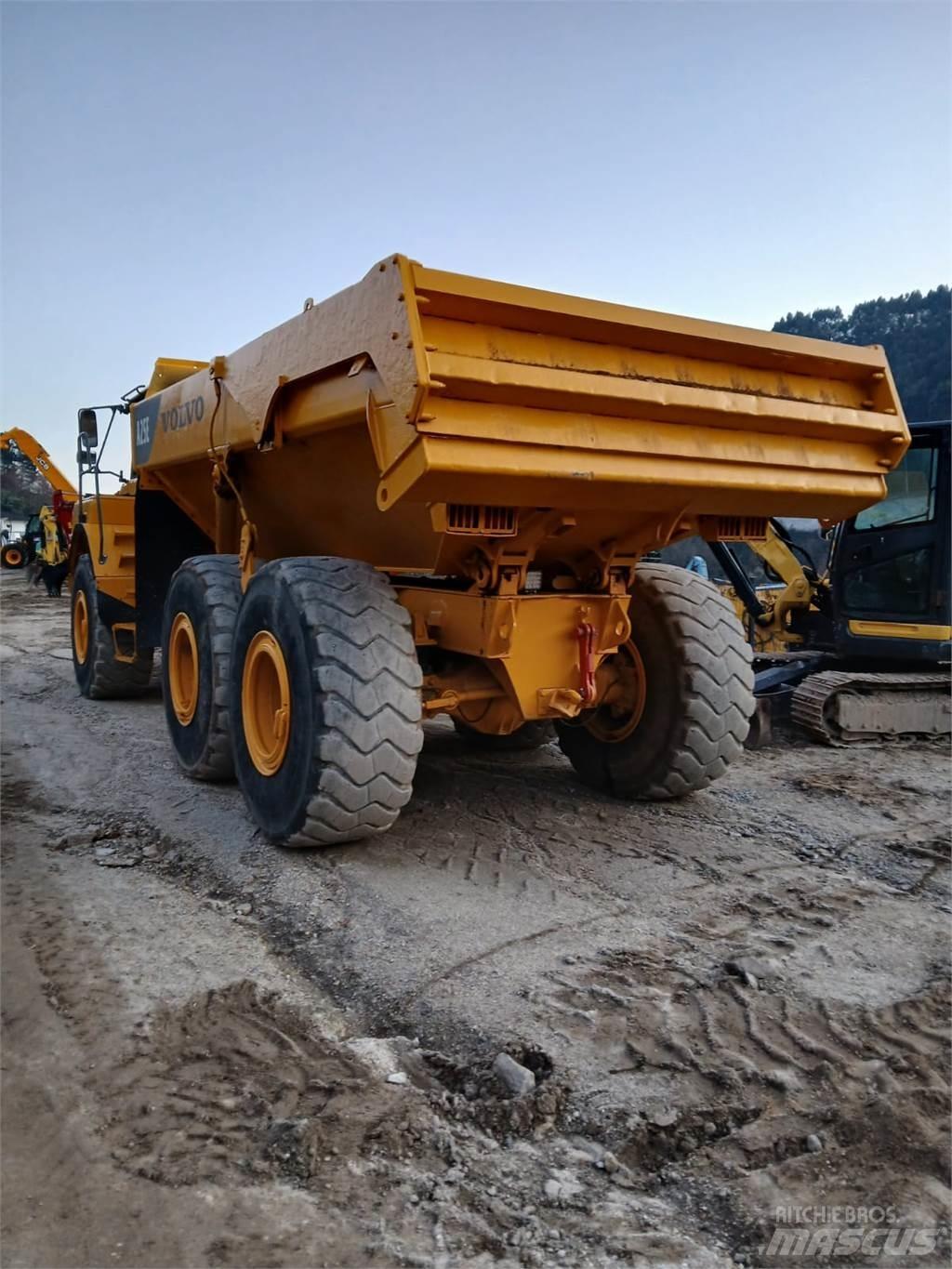 Volvo A25E Dumpere