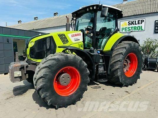 CLAAS AXION 840 Traktorer