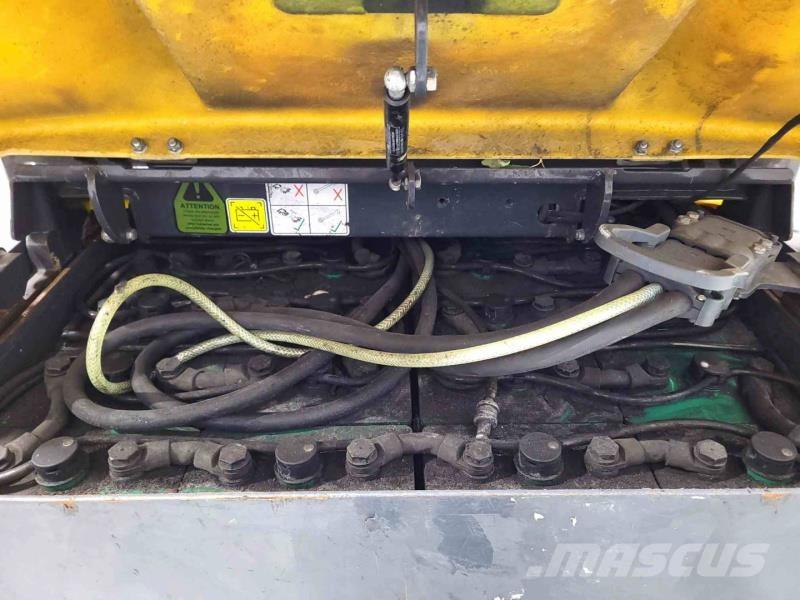 Aisle-Master 20SHE Smalgangstruck