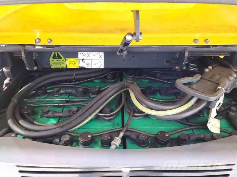 Aisle-Master 20WHE Smalgangstruck