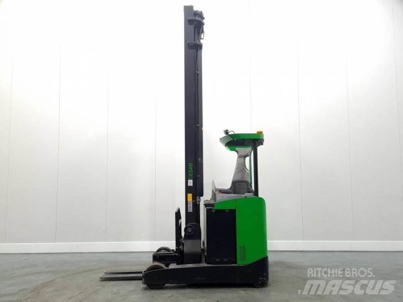 BT R318 Reachtruck