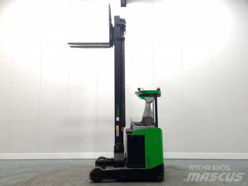BT R318 Reachtruck