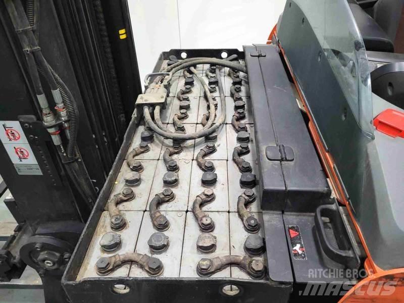 BT RRE160E Reachtruck
