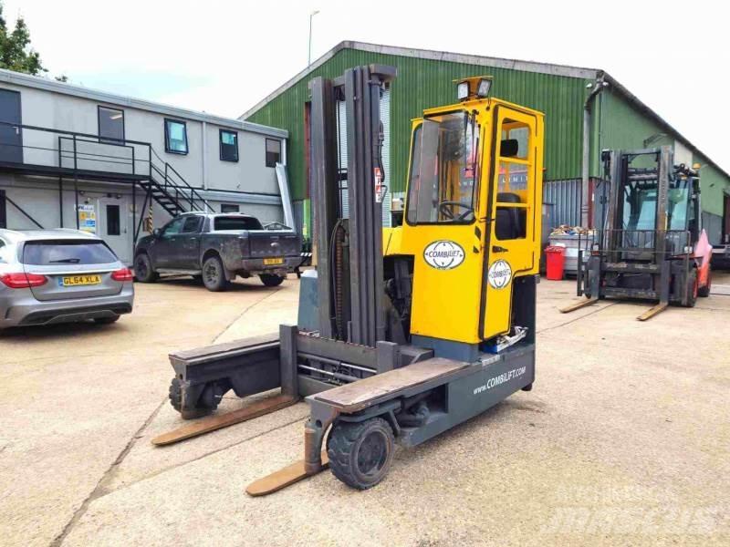 Combilift C3000 GAS 4-vejs truck