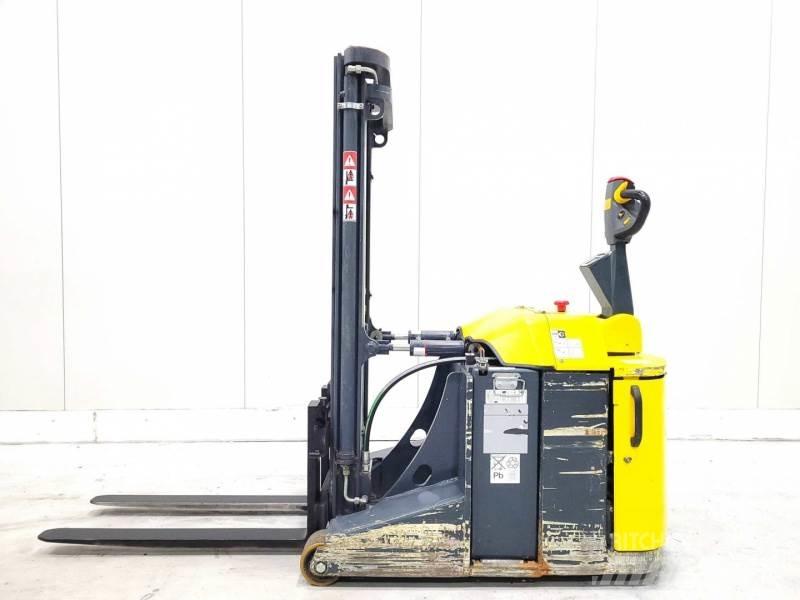 Combilift CS1500 Selvkørende stablere