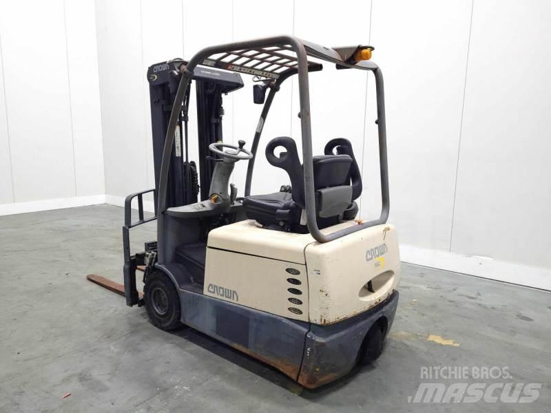 Crown SC3220-1.6 Gaffeltrucks - andre