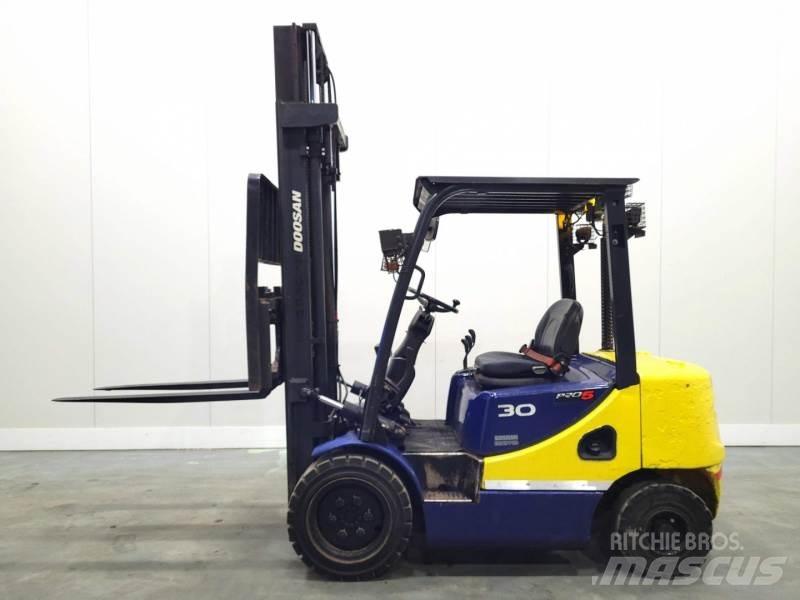 Doosan D30S-5 Diesel gaffeltrucks