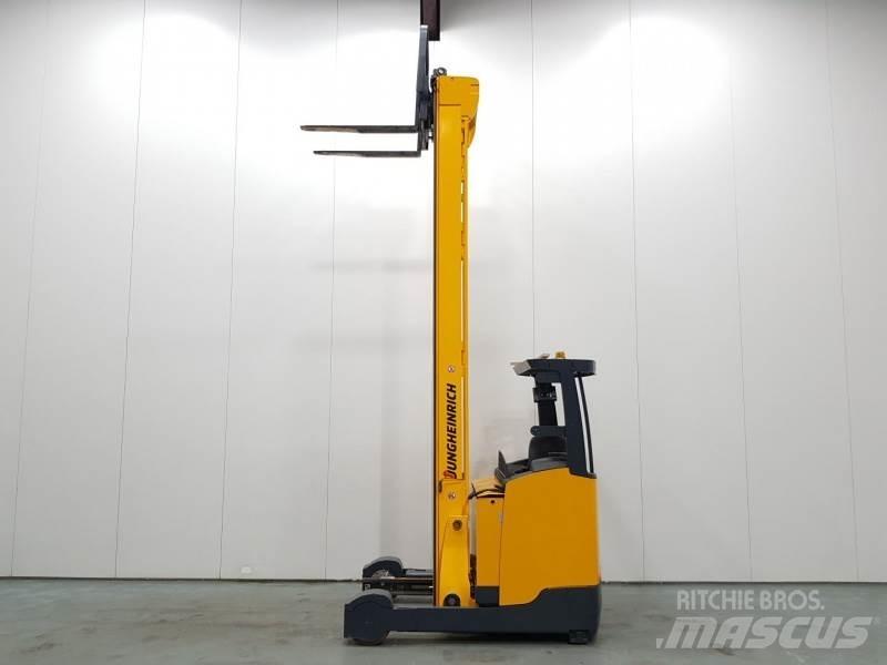 Jungheinrich ETV325 Reachtruck