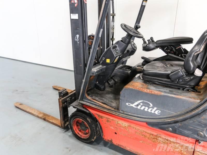 Linde E14-02 Gaffeltrucks - andre