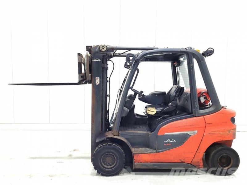 Linde H25T-01 LPG gaffeltrucks