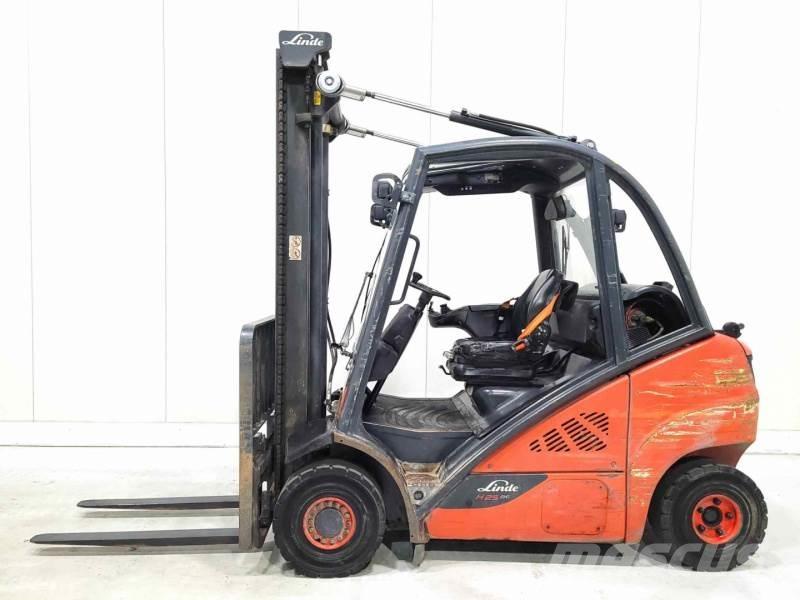 Linde H25T-02 LPG gaffeltrucks