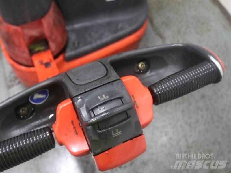 Linde L10 379 Manuelle stablere