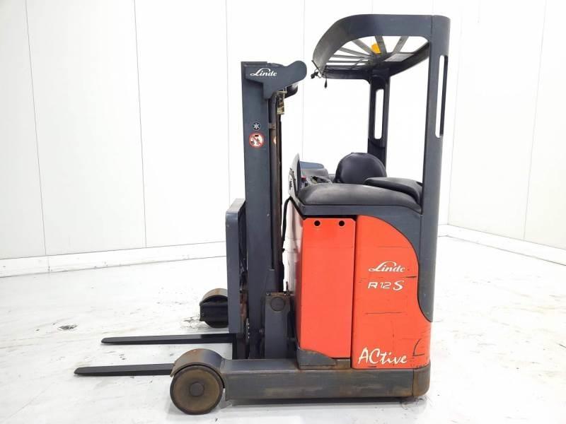 Linde R12 Reachtruck
