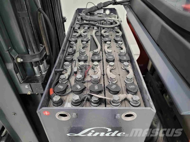 Linde R12N-01 Reachtruck