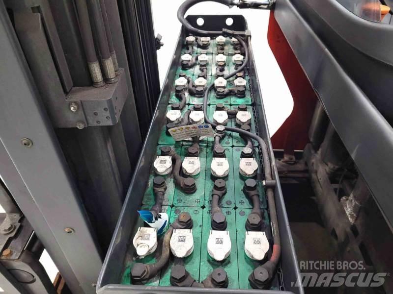 Linde R14-01 Reachtruck