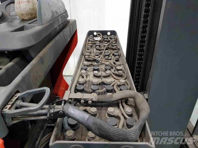 Linde R14-01 1120 Reachtruck