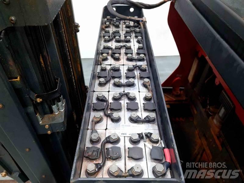 Linde R14-01 1120 Reachtruck