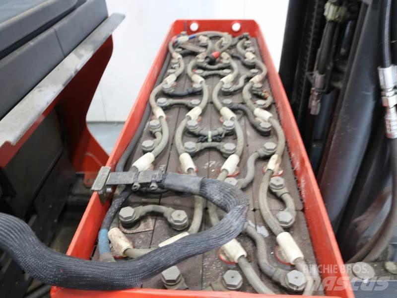 Linde R14B-01 1120 Reachtruck
