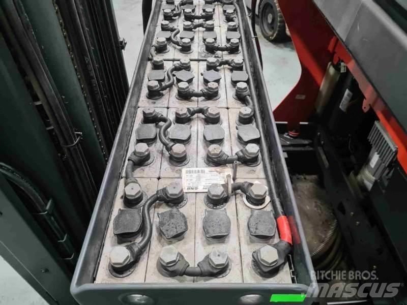 Linde R14G-01 1120 Reachtruck