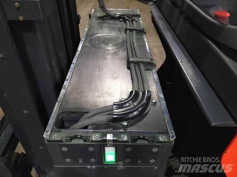 Linde R16-01 LI-ION Reachtruck