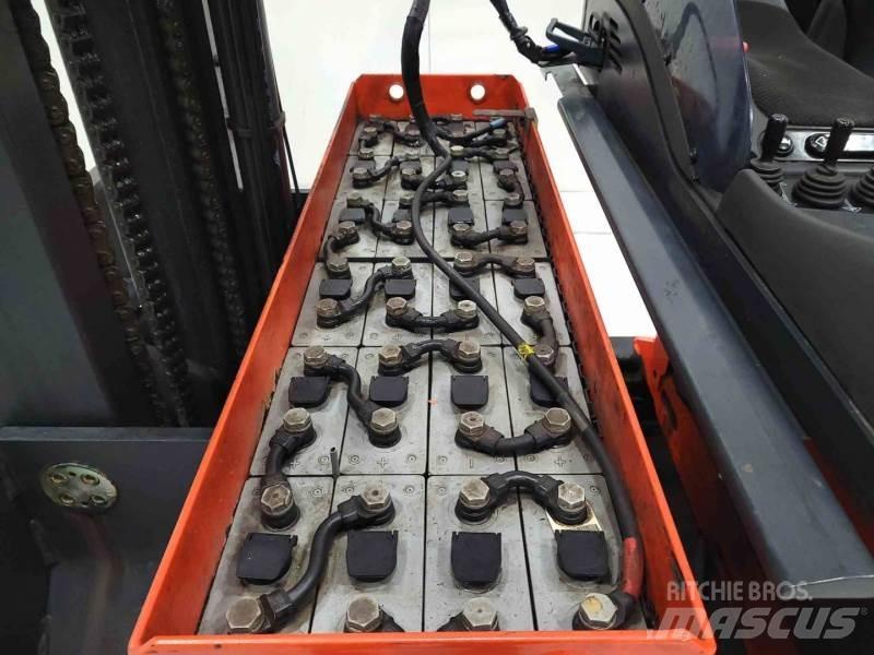 Linde R20-03 Reachtruck