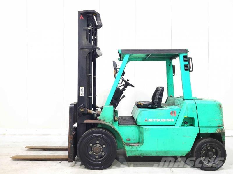 Mitsubishi FD40K Diesel gaffeltrucks