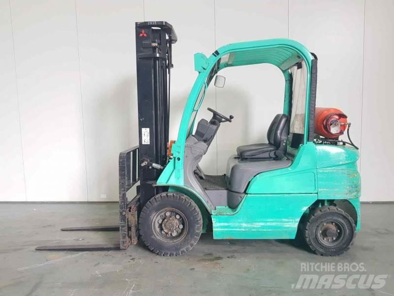 Mitsubishi FG25N LPG gaffeltrucks