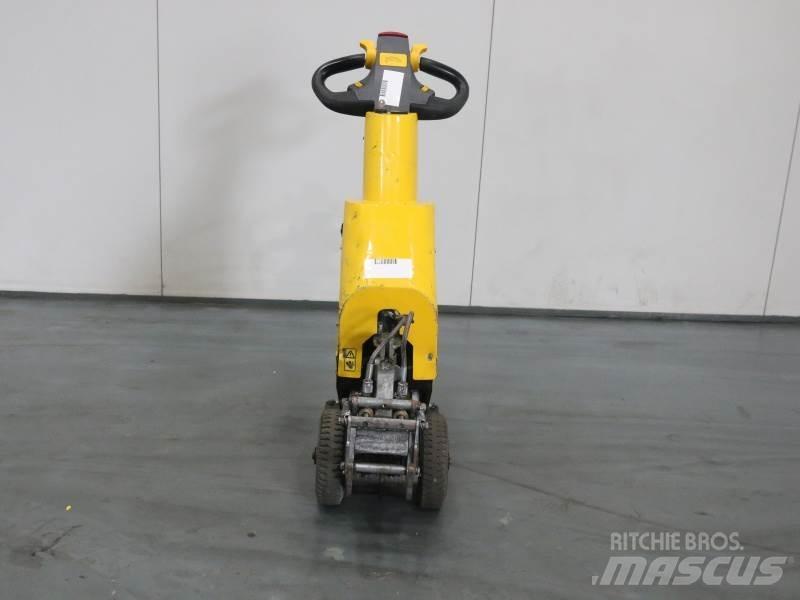  OTHER VEHICHLE SM100 PLUS Trucks - Andet