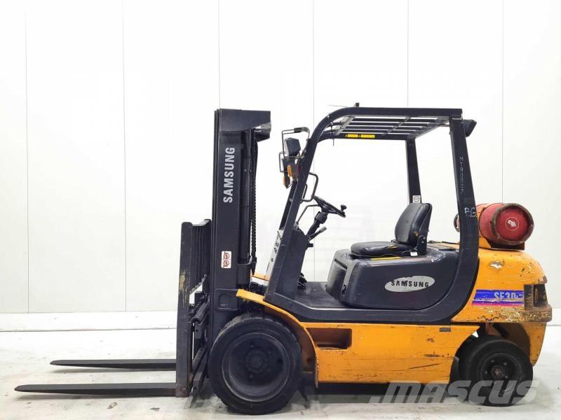Samsung SF30L LPG gaffeltrucks
