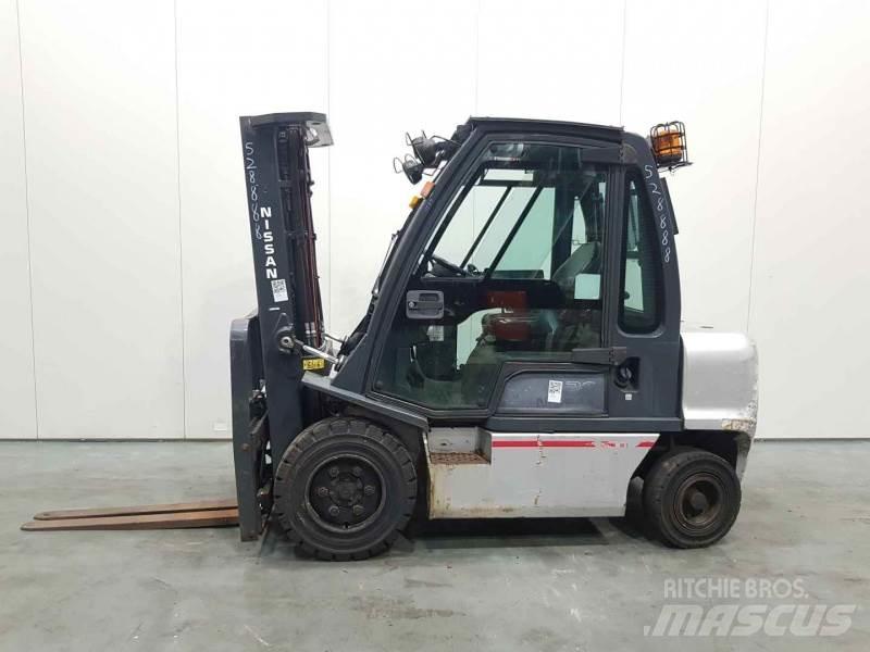 TCM YG1D2A30H Diesel gaffeltrucks
