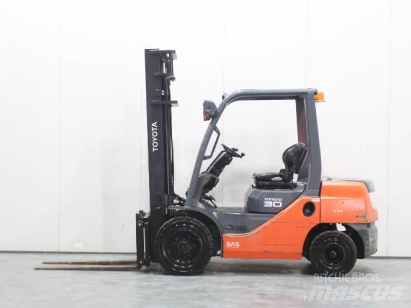 Toyota 02-8FDF30 Diesel gaffeltrucks
