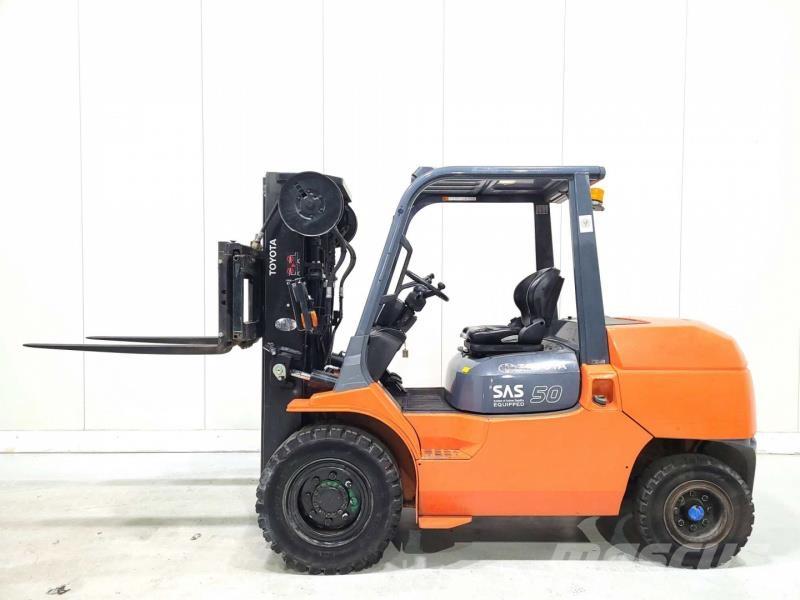 Toyota 42-7FD45 Diesel gaffeltrucks