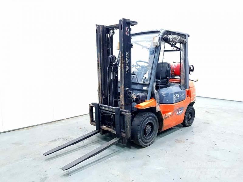 Toyota 42-7FGF25 LPG gaffeltrucks