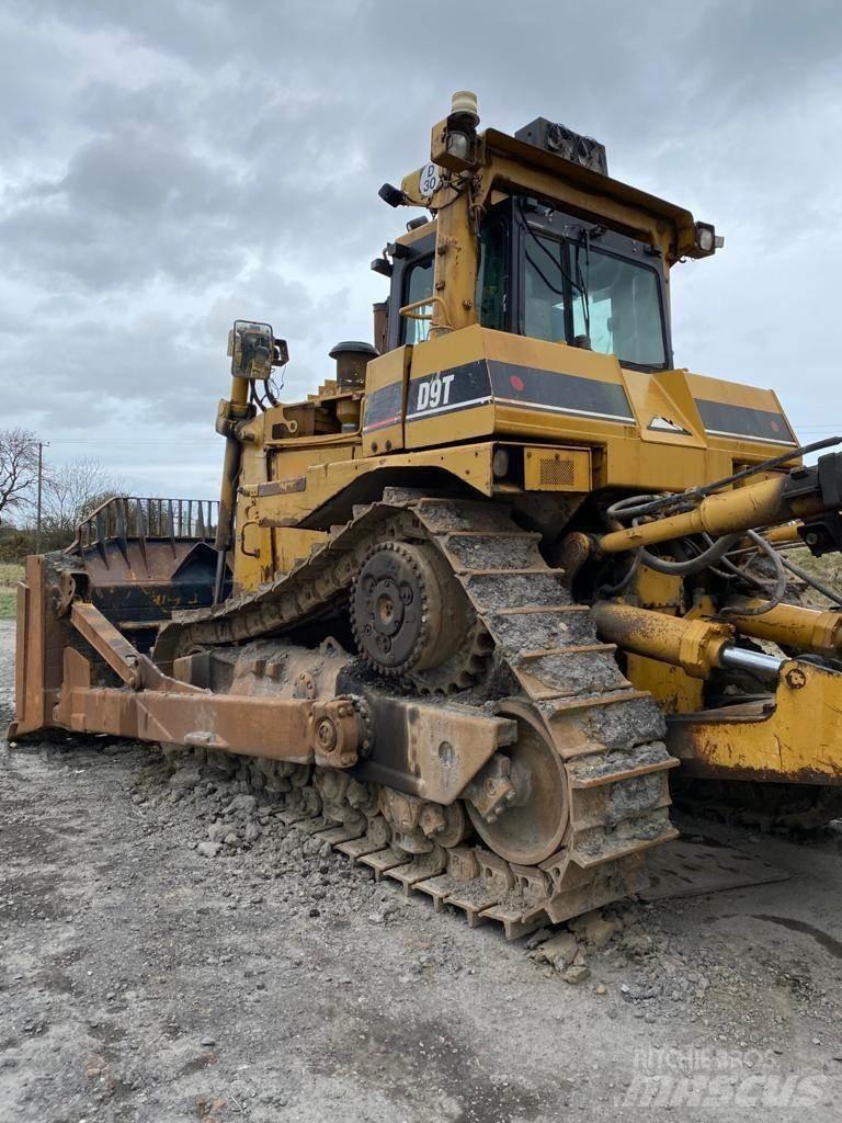 CAT D9T Bulldozer på larvebånd