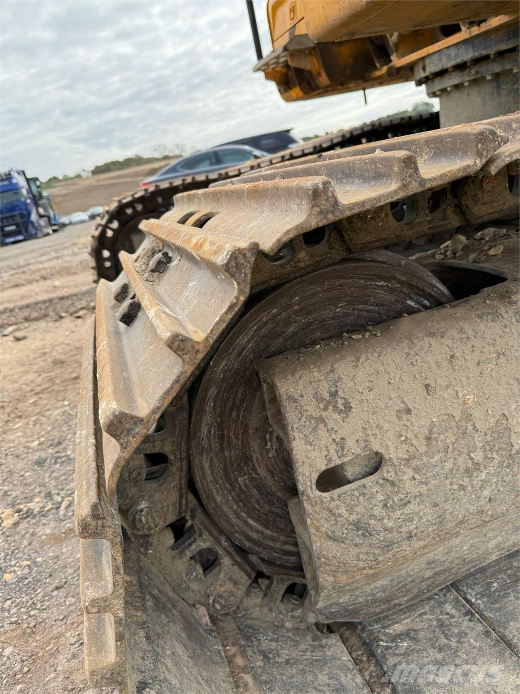 JCB 220X L 4F Gravemaskiner på larvebånd