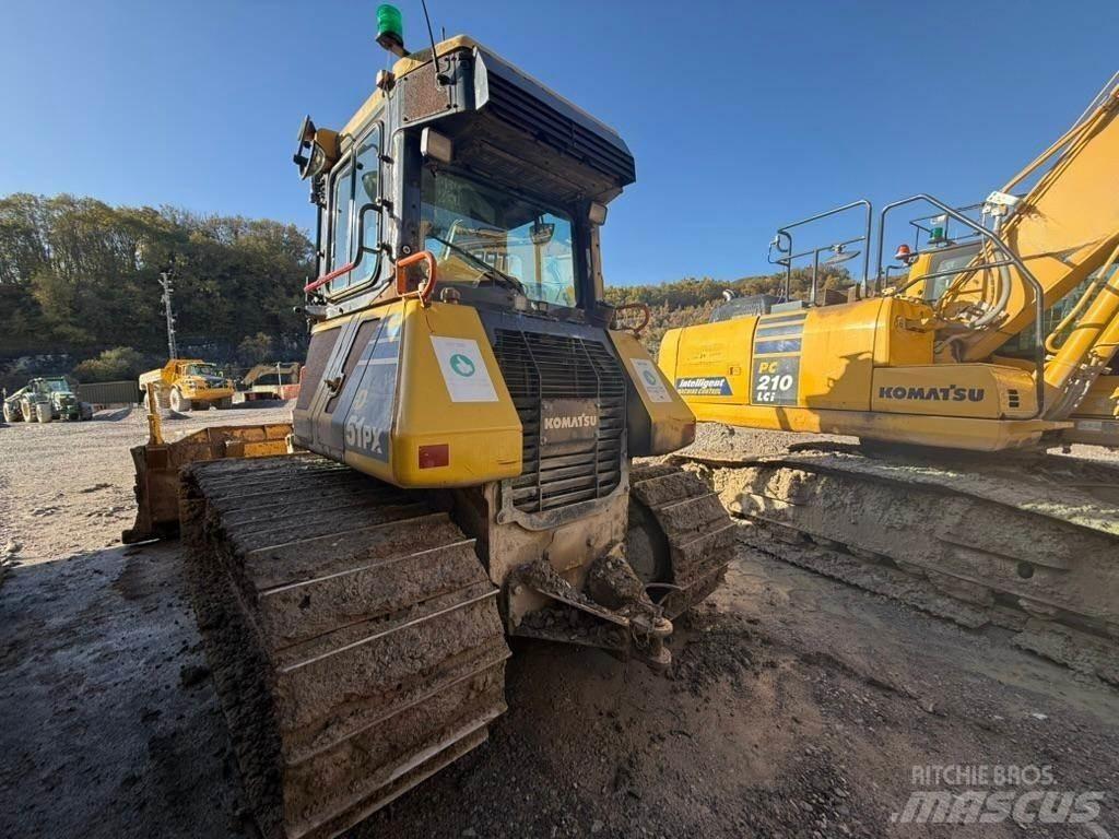 Komatsu D51PX Bulldozer på larvebånd