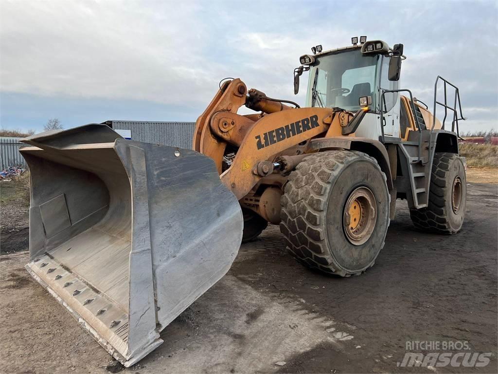 Liebherr L586 Læssemaskiner på hjul