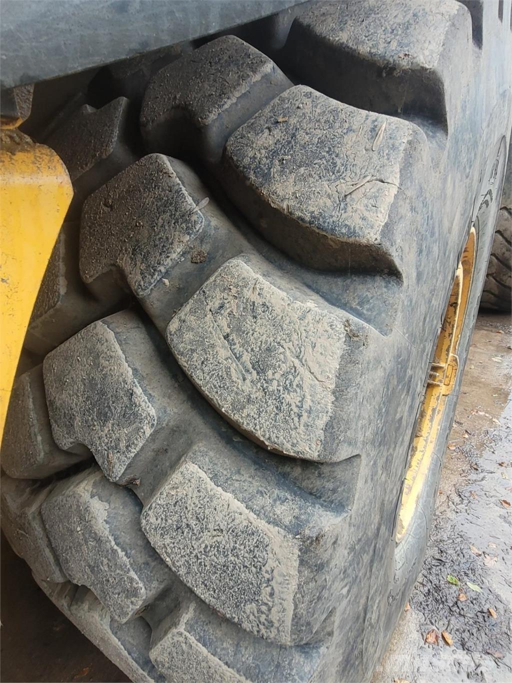 Volvo A40F Terrængående lastbiler