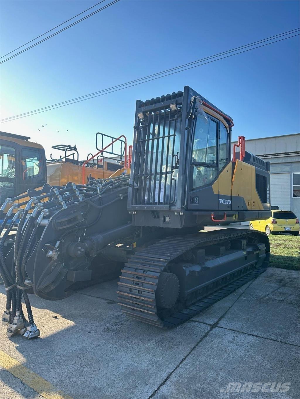 Volvo EC380EHR Nedbrydningsmaskiner