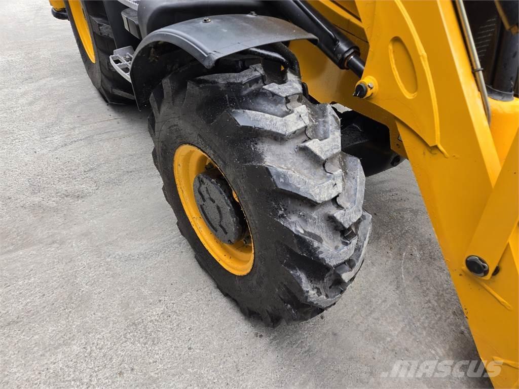 JCB 3CX Rendegravere