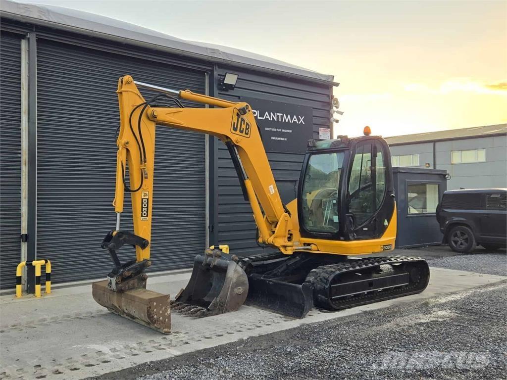 JCB 8080 Midi-gravemaskiner 7t - 12t