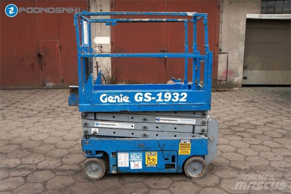 Genie 1932 Saxlifte