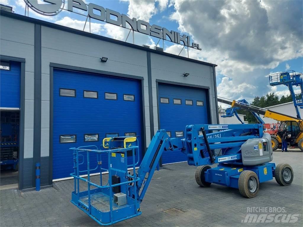 Genie Z-45/25J DC Bomlifte med knækarm